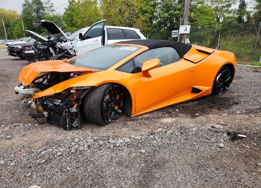 Salvage 2017 Lamborghini Huracan  in Orange
