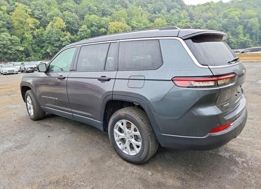 Salvage 2023 Jeep Grand Cherokee Limited in Gray