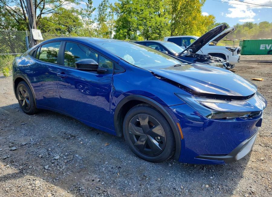 Salvage 2026 Toyota Prius Le in Blue