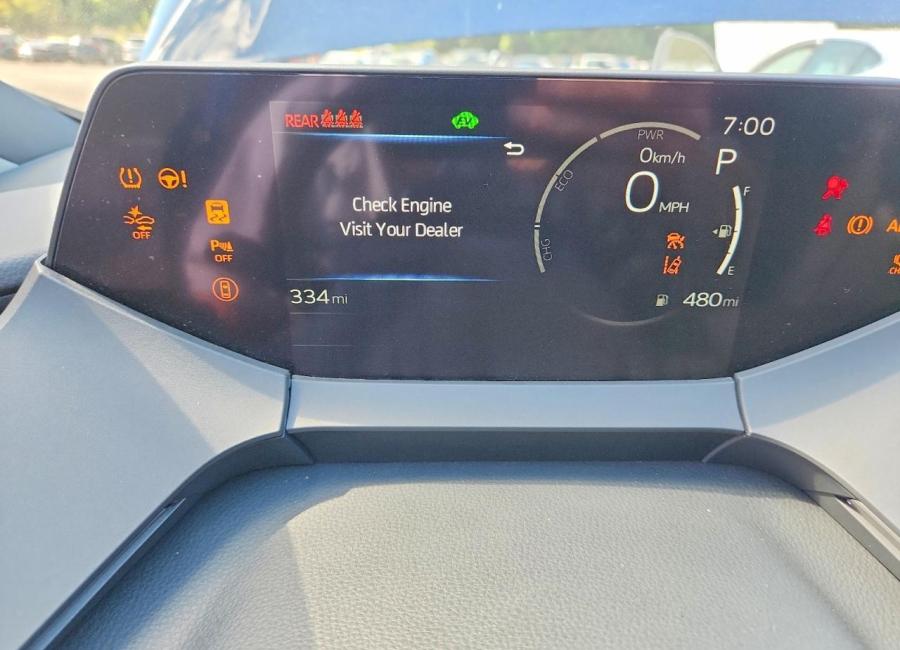 Salvage 2026 Toyota Prius Le in Blue