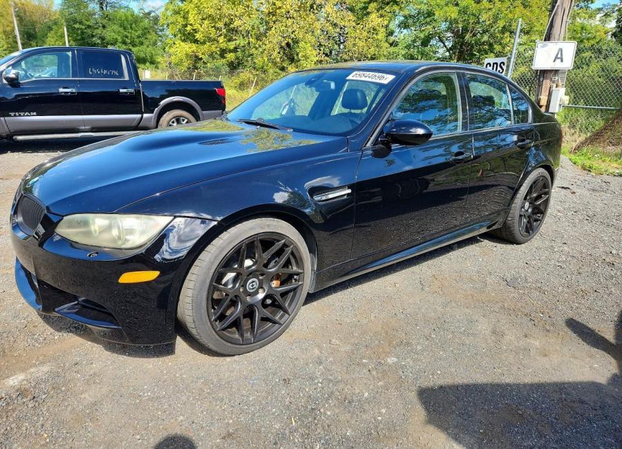Salvage 2009 Bmw M3  in Black