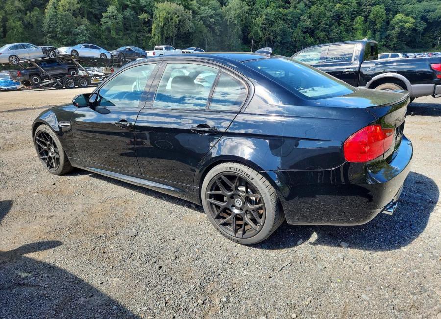 Salvage 2009 Bmw M3  in Black