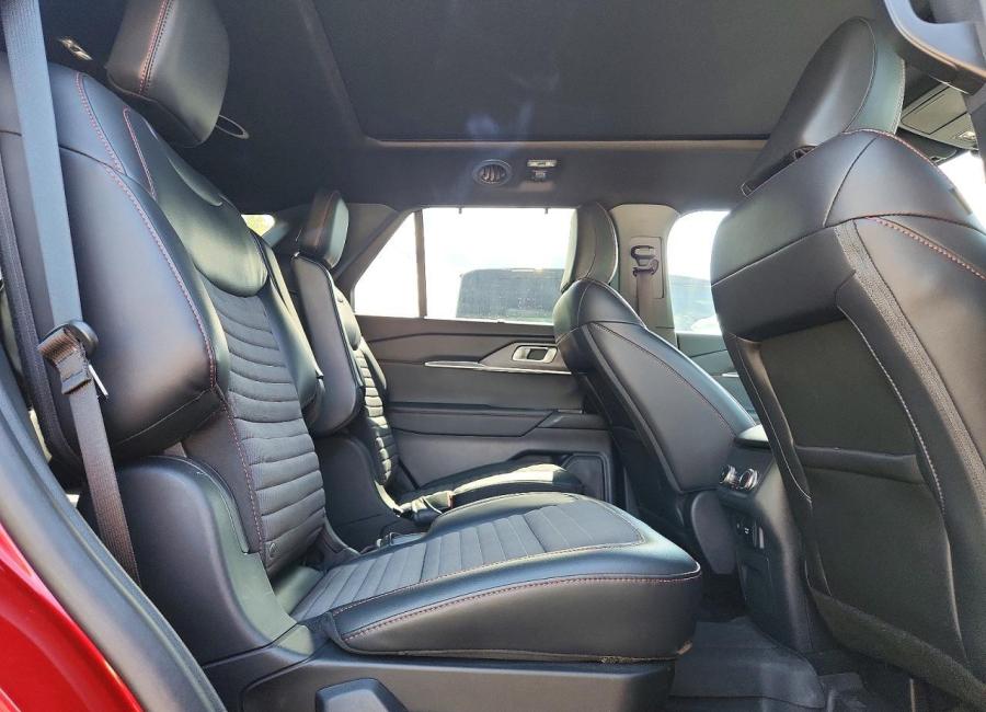 Salvage 2025 Ford Explorer St-line in Burgundy