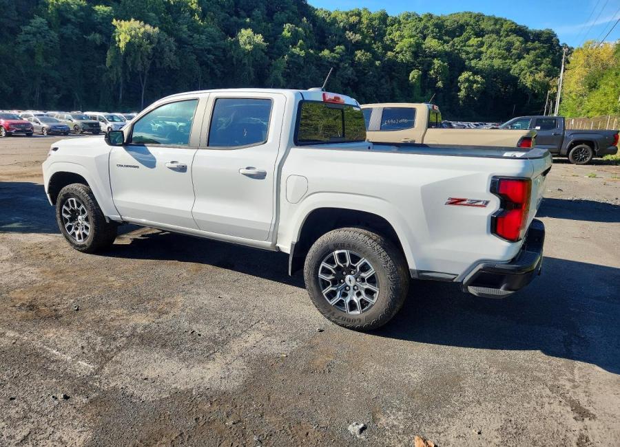 Salvage 2024 Chevrolet Colorado Z71 in White