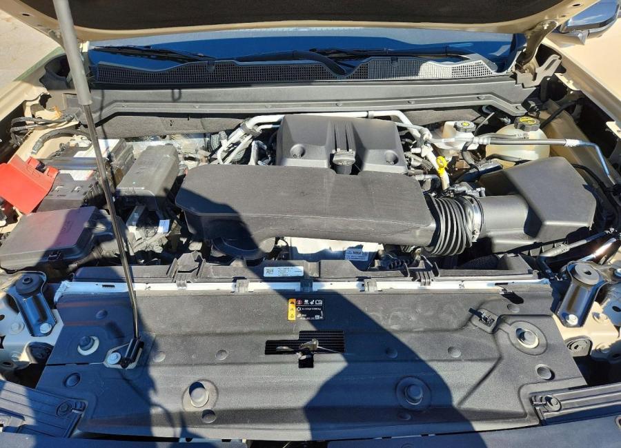 Salvage 2024 Gmc Canyon At4x in Brown