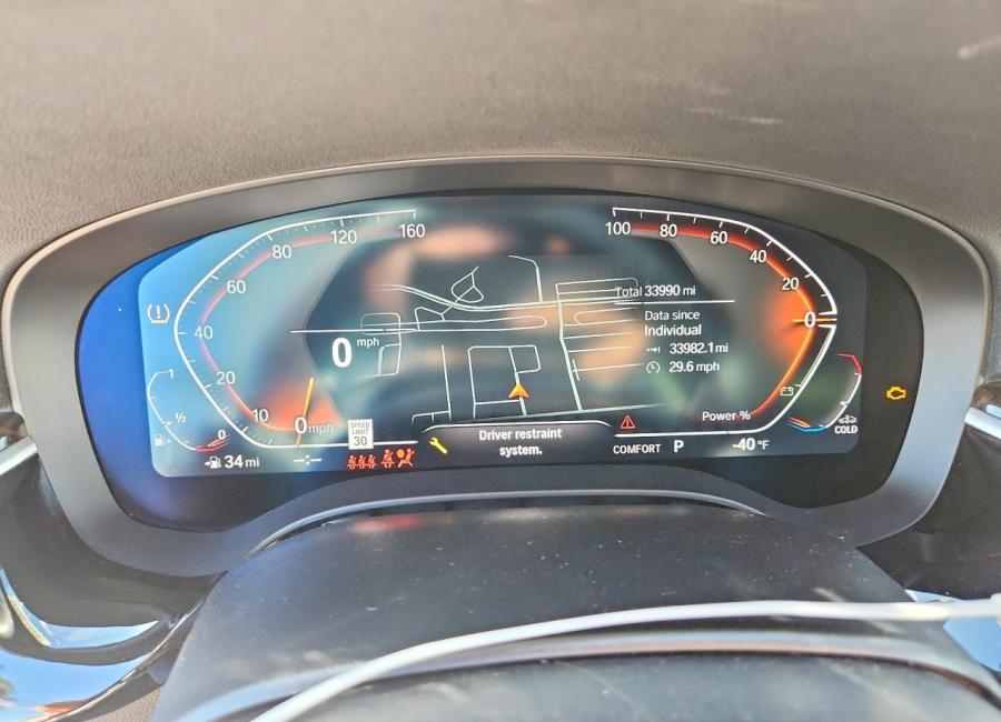 Salvage 2023 Bmw 540 Xi in Gray