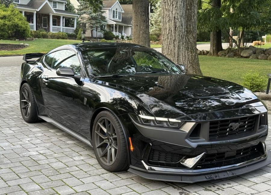 Salvage 2024 Ford Mustang Dark Horse in Black