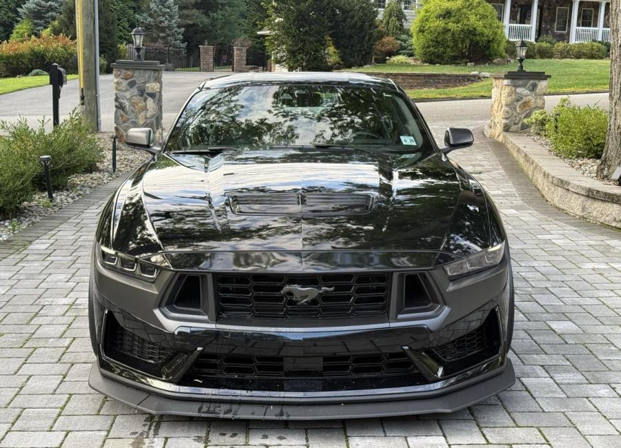 Salvage 2024 Ford Mustang Dark Horse in Black