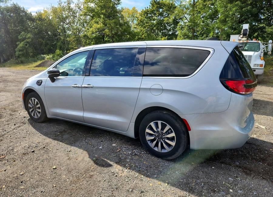 Salvage 2024 Chrysler Pacifica Hybrid Select in Gray