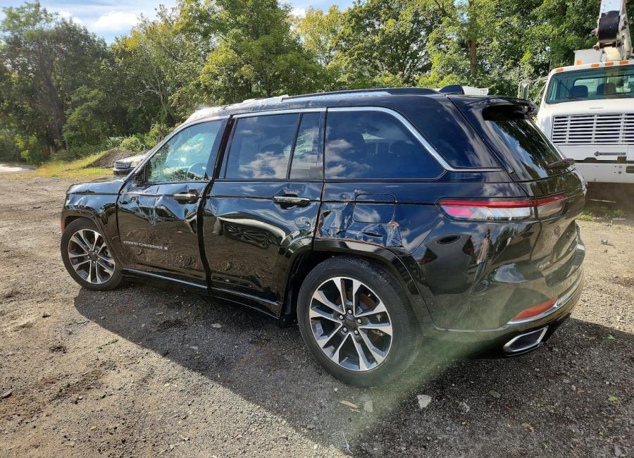 Salvage 2023 Jeep Grand Cherokee Overland in Black