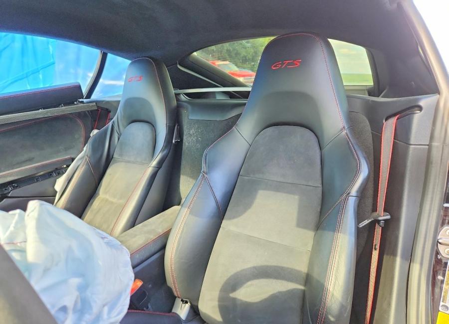 Salvage 2016 Porsche Cayman Gts in Black