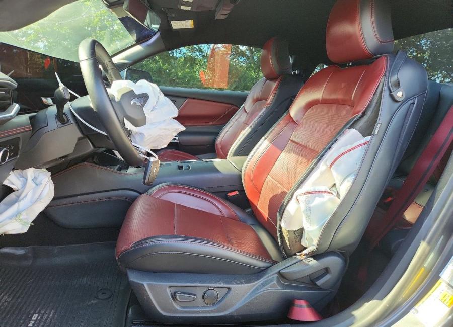 Salvage 2024 Ford Mustang  in Gray
