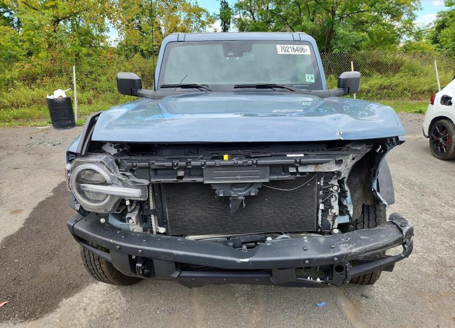 Salvage 2024 Ford Bronco  in Blue