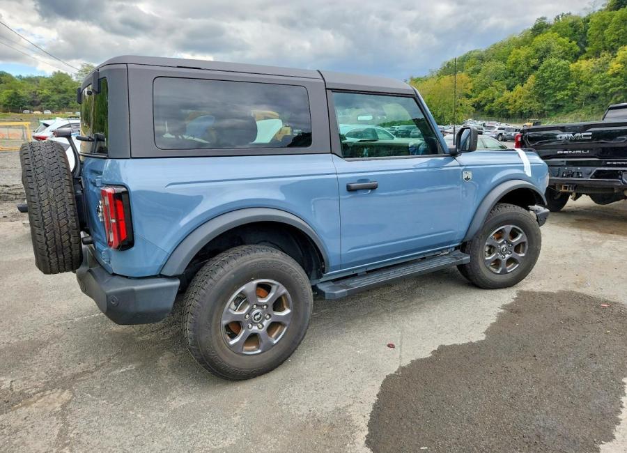 Salvage 2024 Ford Bronco  in Blue