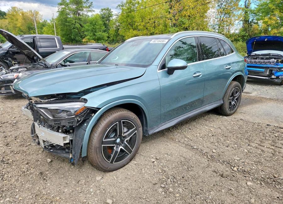Salvage 2026 Mercedes Benz Glc 300 4matic in Green