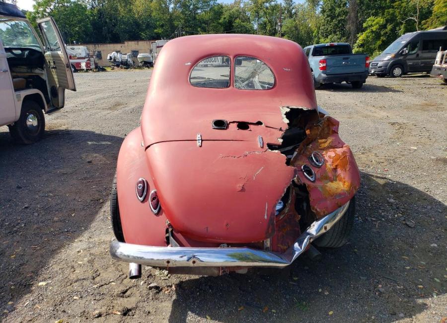 Salvage 1969 Volkswagen Beetle  in Red