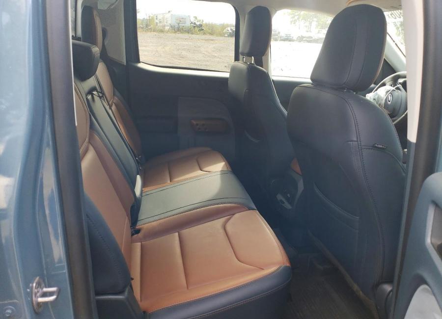 Salvage 2023 Ford Maverick Xl in Gray