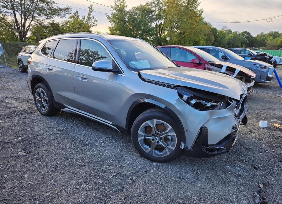 Salvage 2026 Bmw X1 Xdrive28i in Silver