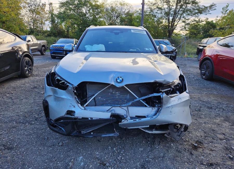 Salvage 2026 Bmw X1 Xdrive28i in Silver