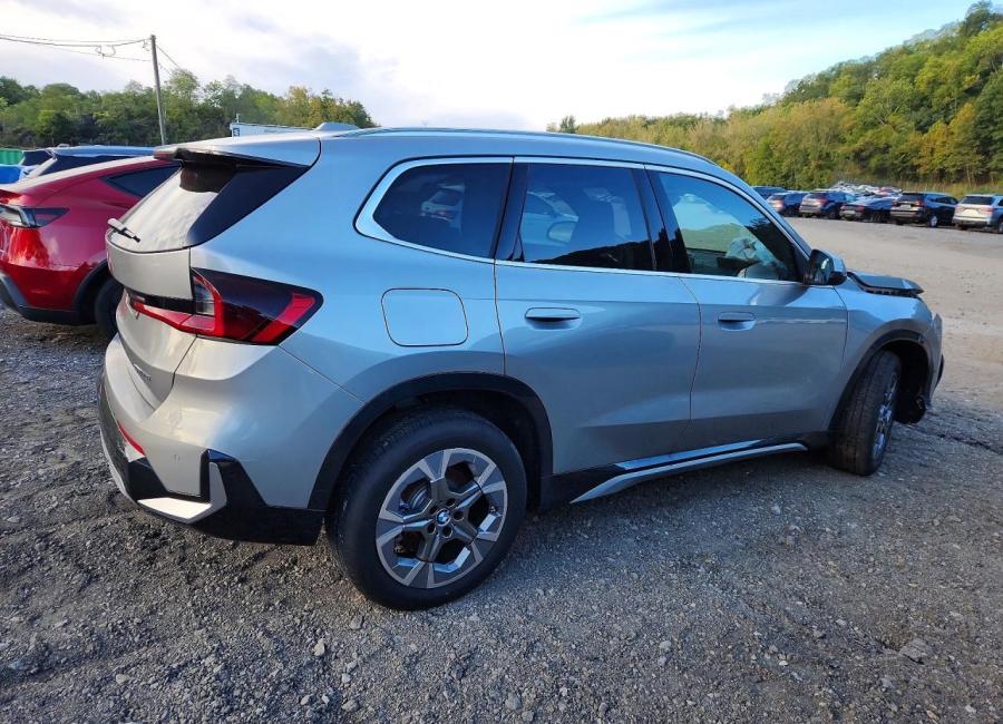 Salvage 2026 Bmw X1 Xdrive28i in Silver