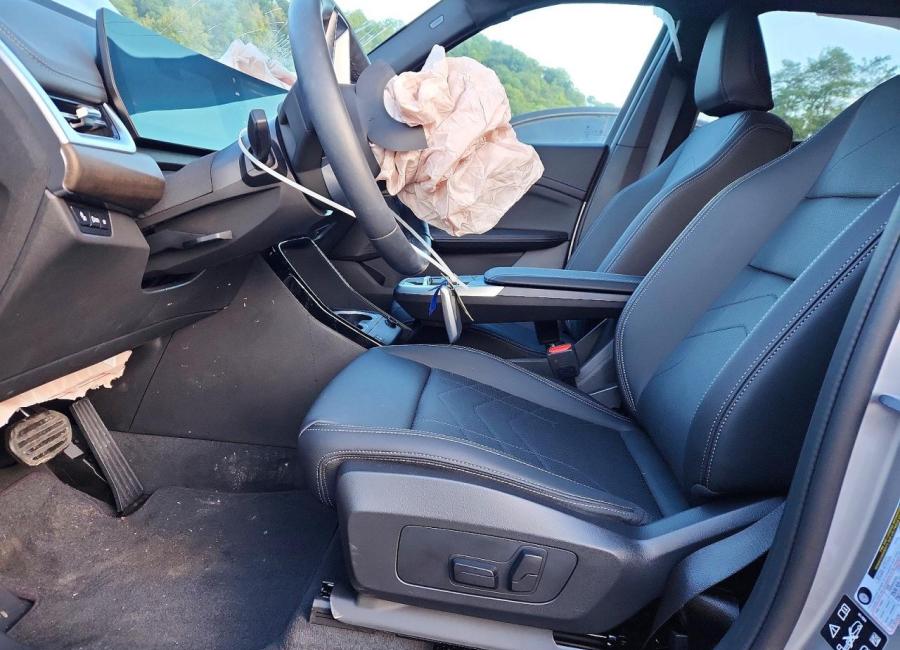 Salvage 2026 Bmw X1 Xdrive28i in Silver