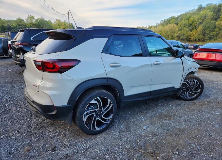 Salvage 2026 Chevrolet Trailblazer Rs in Beige