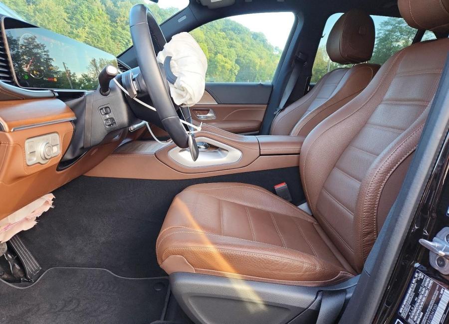 Salvage 2025 Mercedes Benz Gle 450 4matic in Black