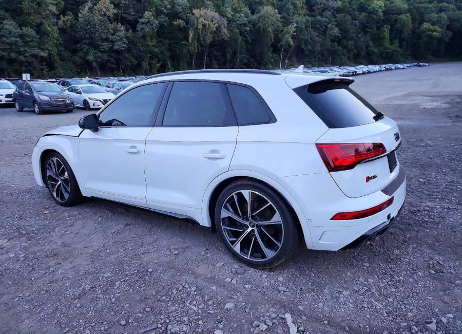 Salvage 2024 Audi Sq5 Prestige in White