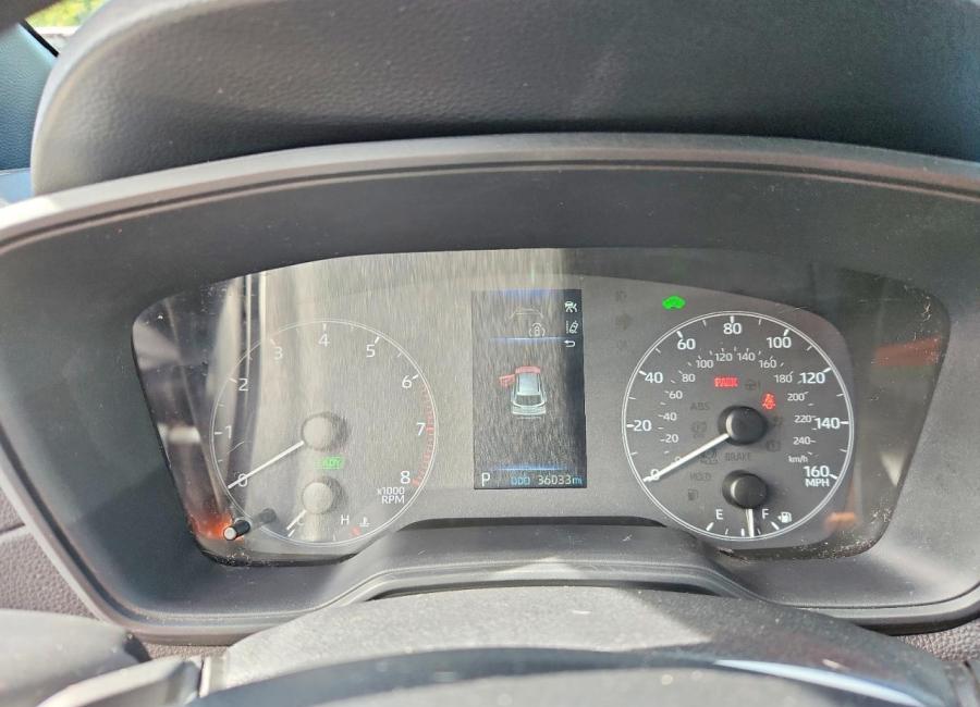 Salvage 2024 Toyota Corolla Cross Hybrid Se in Silver
