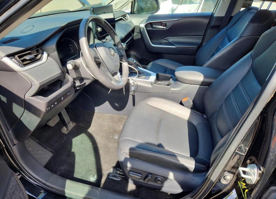 Salvage 2024 Toyota Rav4 Xle Premium in Black