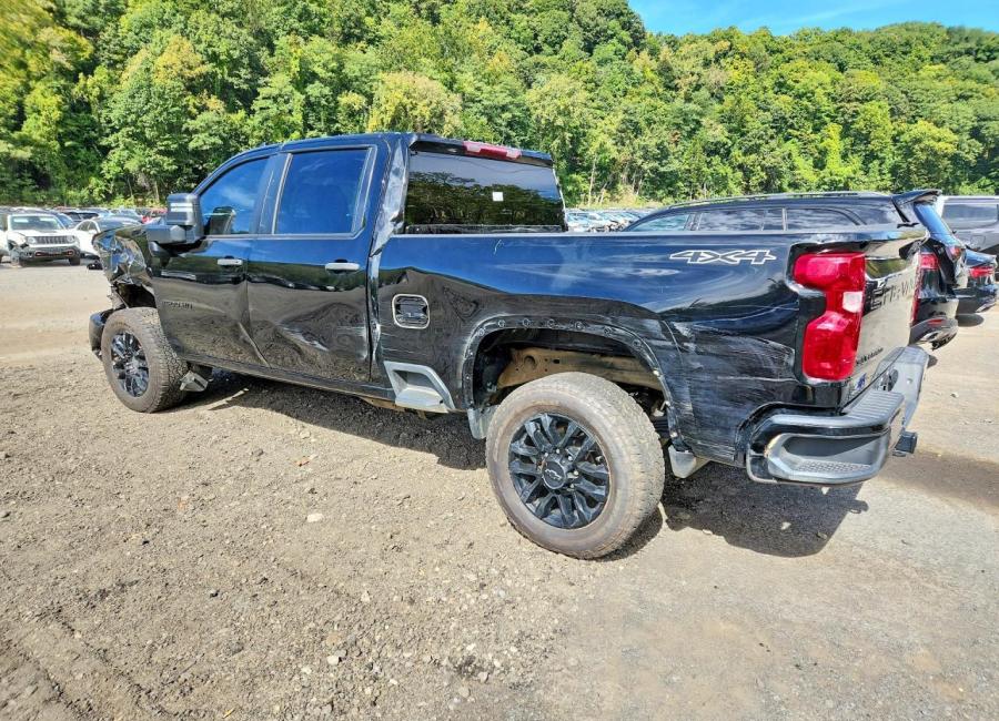 Salvage 2025 Chevrolet Silverado  in Black