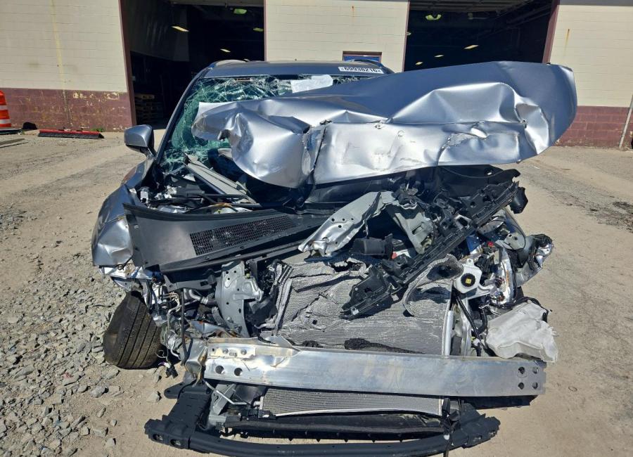Salvage 2025 Toyota Grand Highlander  in Silver