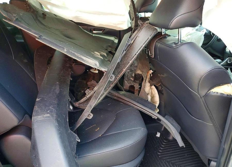 Salvage 2025 Toyota Grand Highlander  in Silver