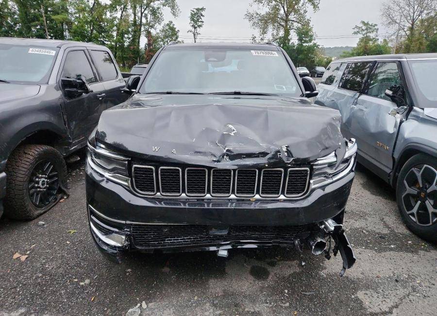 Salvage 2025 Jeep Wagoneer L  in Black