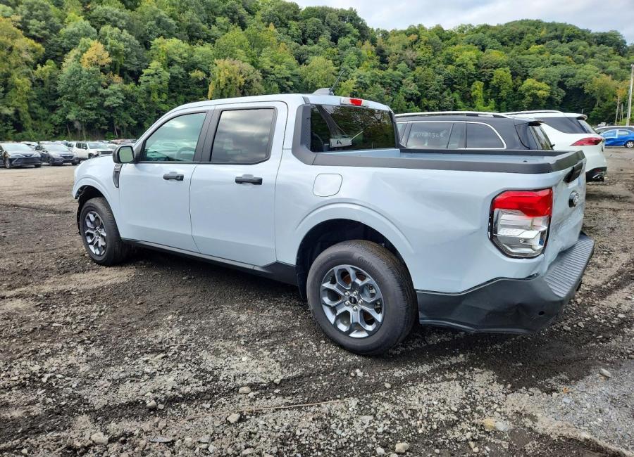 Salvage 2026 Ford Maverick Xlt in Gray