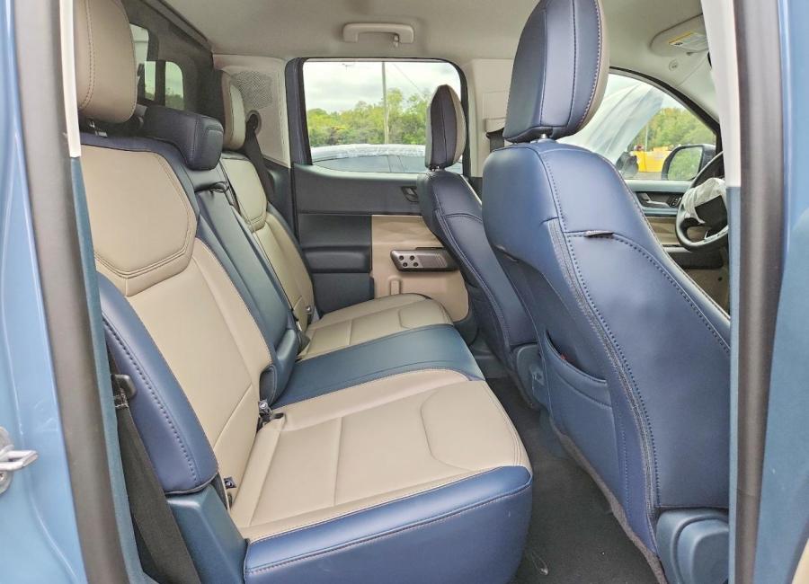 Salvage 2025 Ford Maverick Lariat in Gray