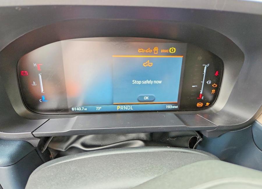 Salvage 2025 Ford Maverick Lariat in Gray