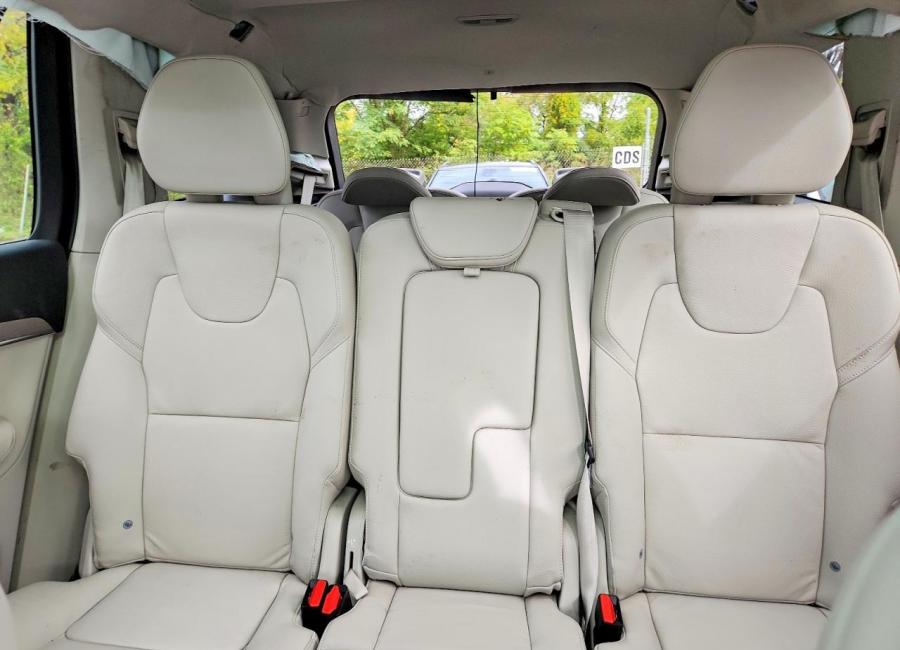 Salvage 2025 Volvo Xc90 Plus in White