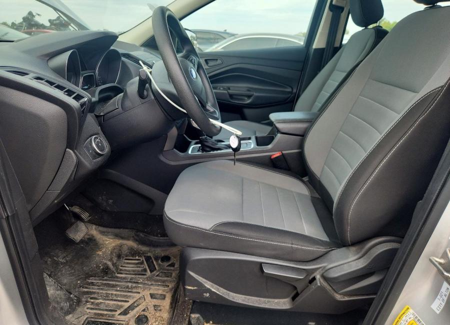 Salvage 2019 Ford Escape  in Gray
