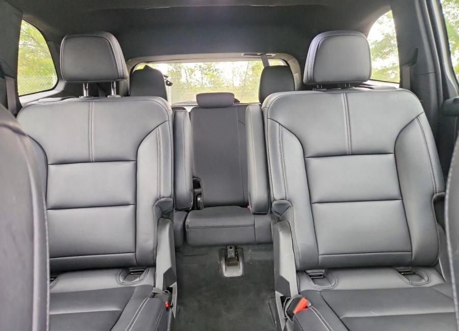 Salvage 2024 Gmc Acadia Uplevel in Black