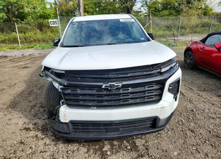 Salvage 2026 Chevrolet Traverse Lt in White