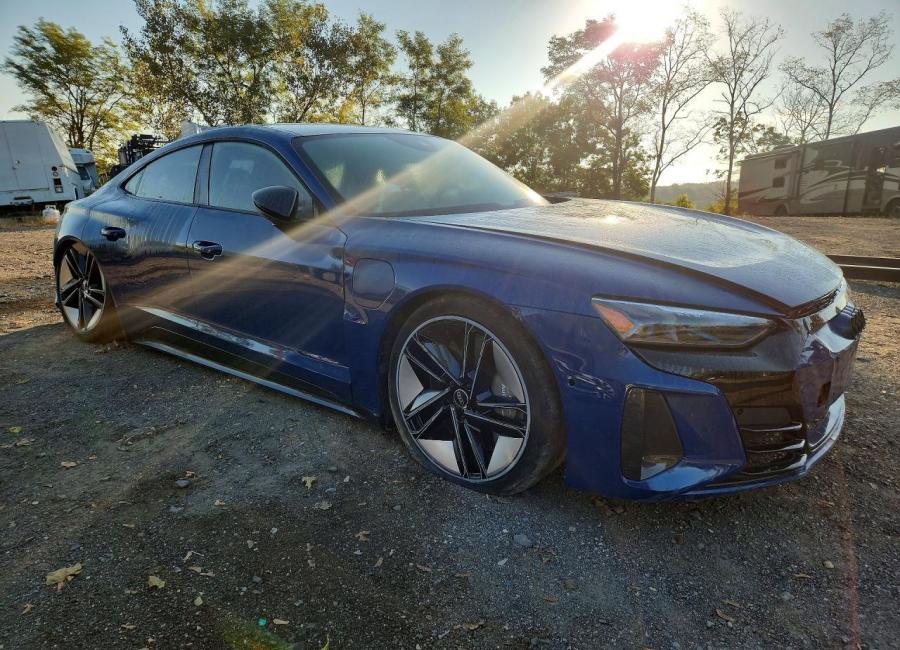Salvage 2024 Audi Rs E-tron Gt in Blue