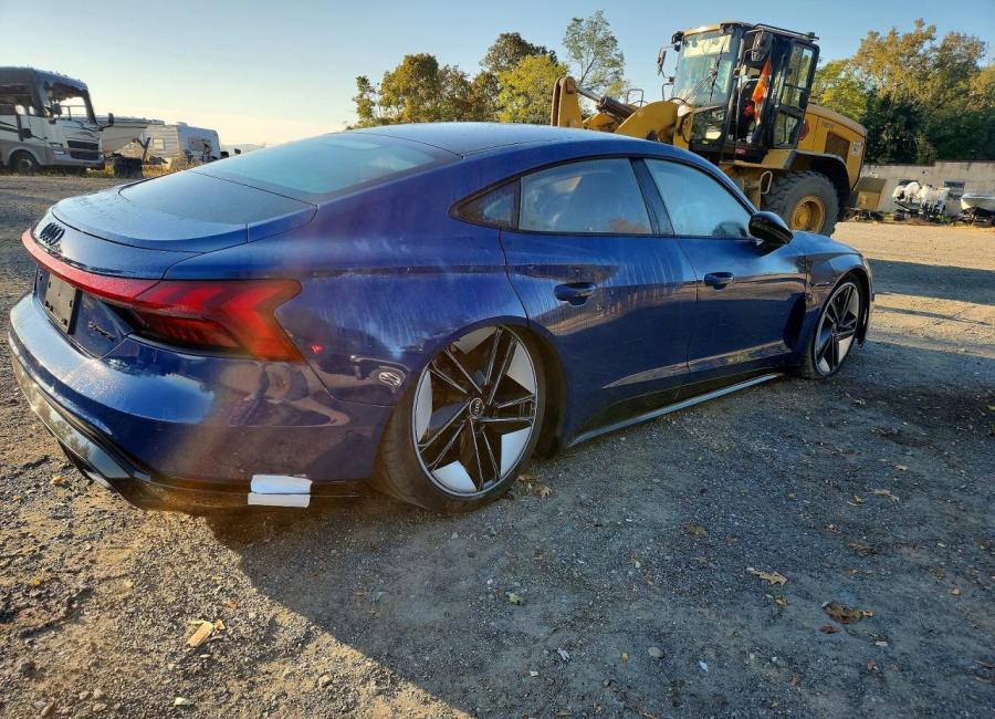 Salvage 2024 Audi Rs E-tron Gt in Blue