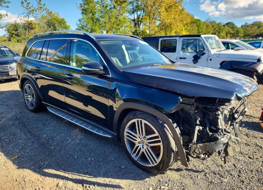 Salvage 2024 Mercedes-benz Gls 450 4matic in Black