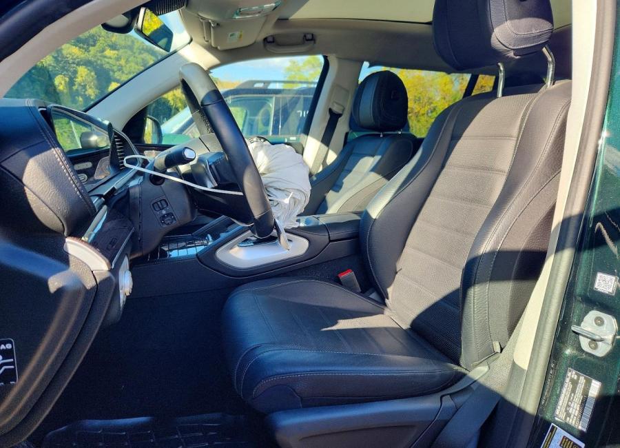 Salvage 2024 Mercedes-benz Gls 450 4matic in Black