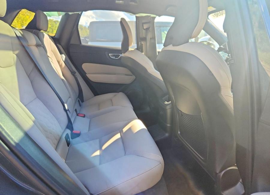 Salvage 2026 Volvo Xc60  in Blue