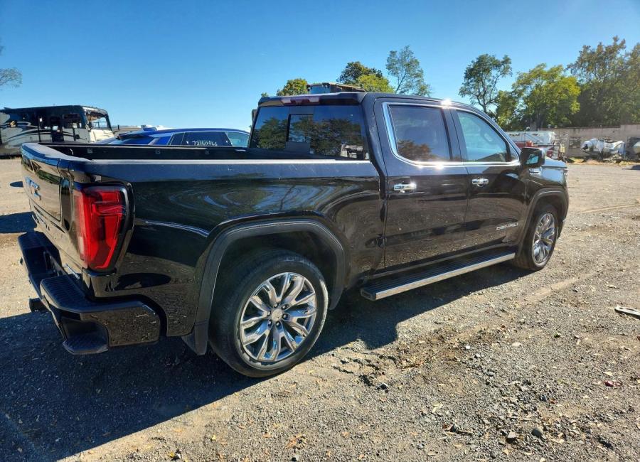 Salvage 2023 Gmc Sierra Denali in Black