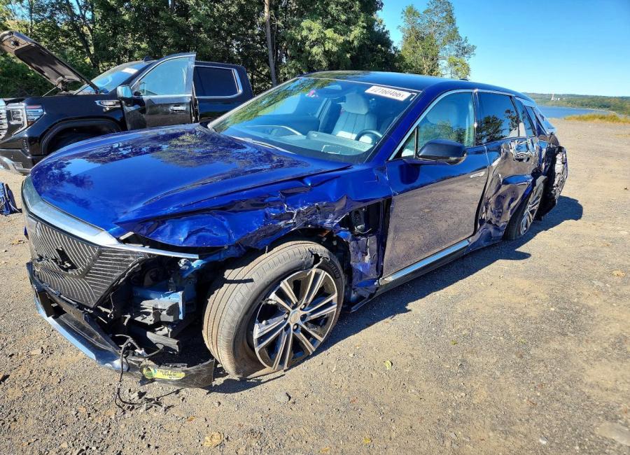 Salvage 2024 Cadillac Lyriq Luxury in Blue