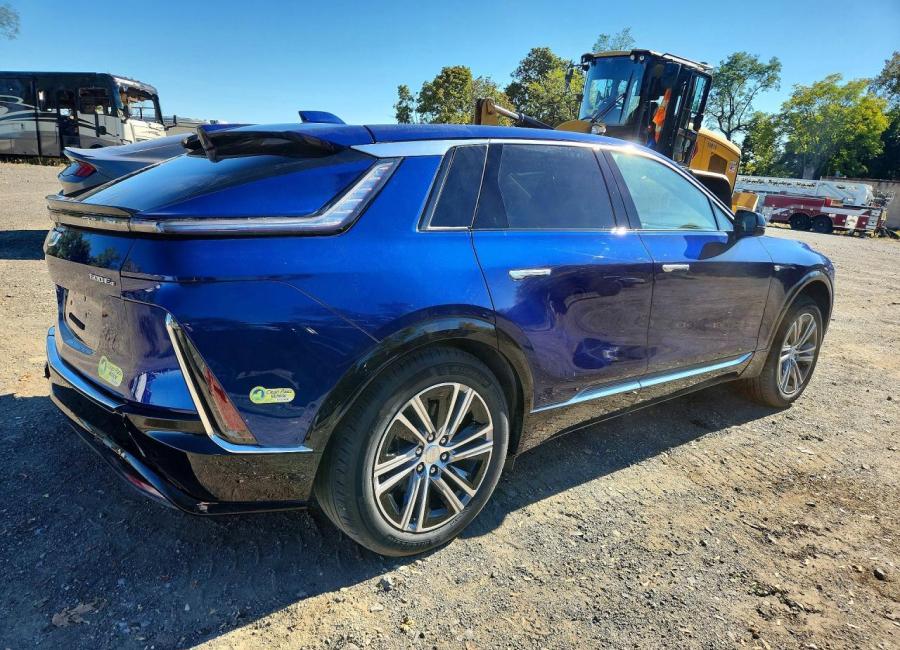 Salvage 2024 Cadillac Lyriq Luxury in Blue
