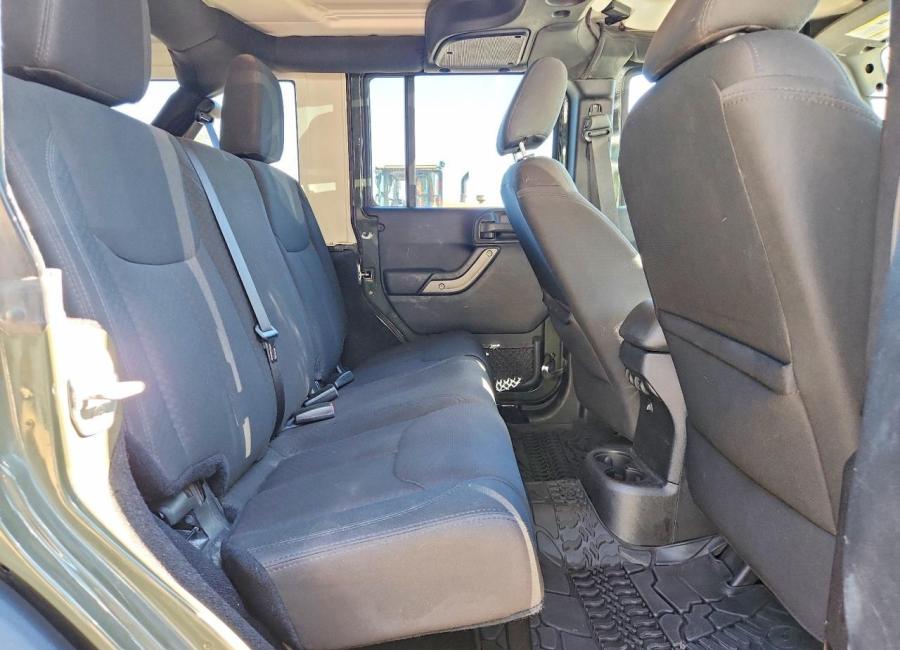 Salvage 2016 Jeep Wrangler Unlimited Sport in Green